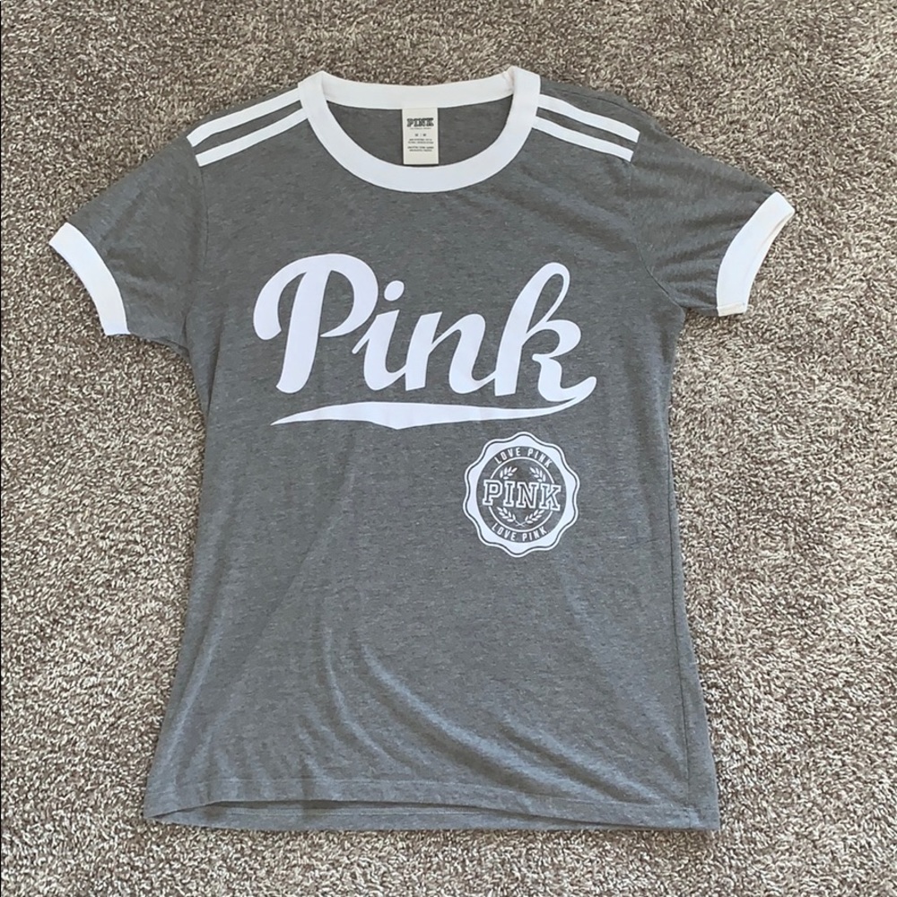 PINK Victoria’s Secret t-shirt (size M)